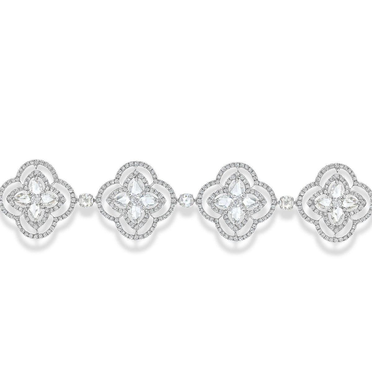 Ever Blossom Bracelet, White Gold & Diamonds - Categories Q05617