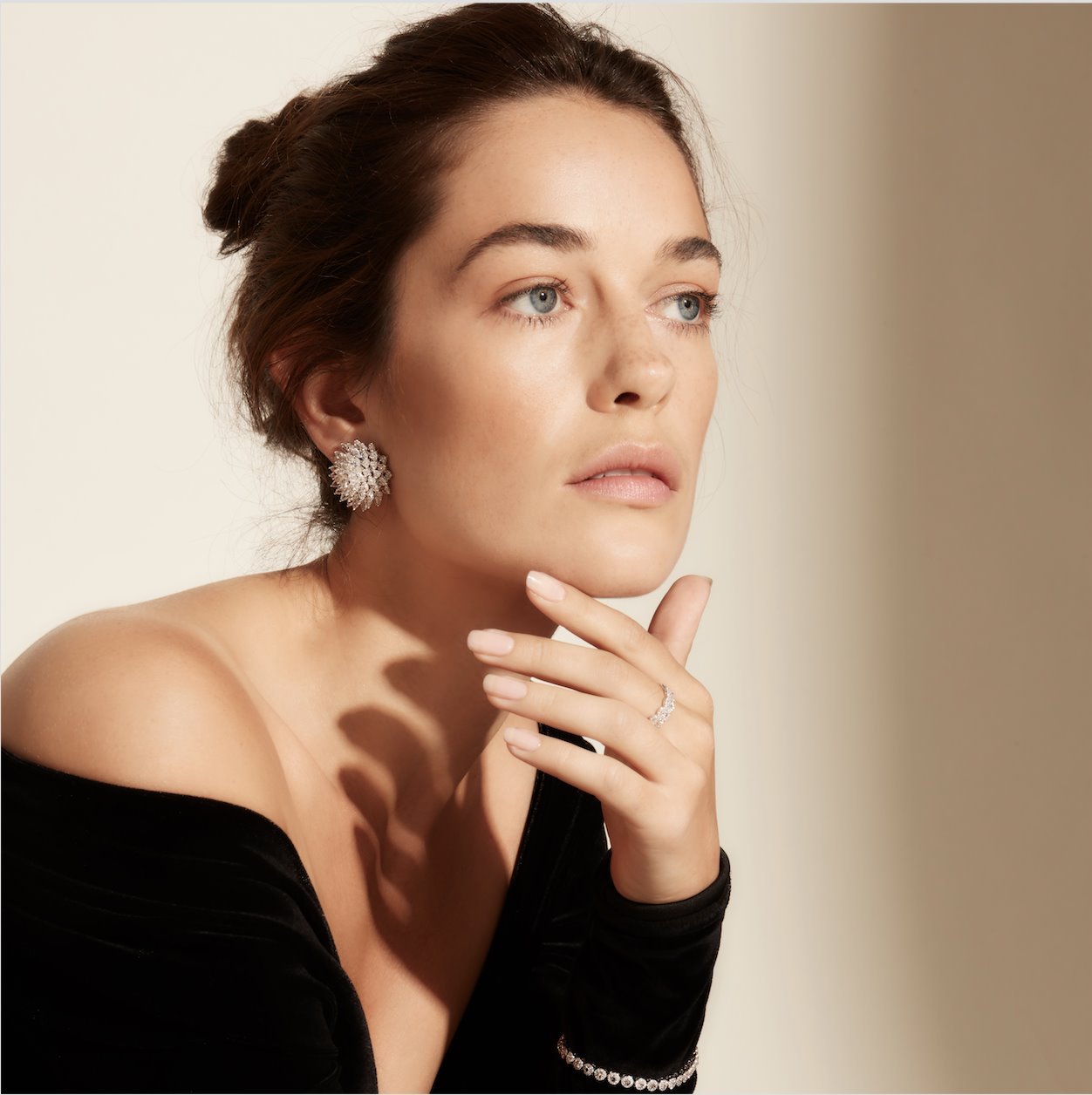 Image of Model wearing Eclat Diamond Earrings