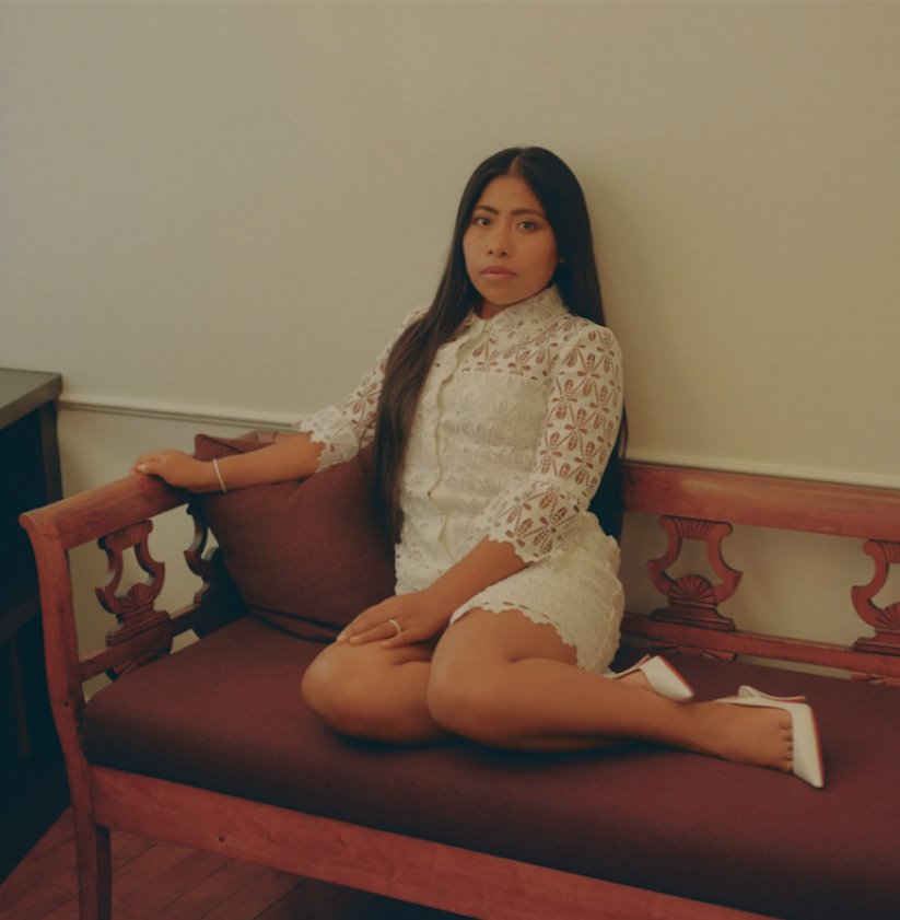 Image of Yalitza Aparicio wearing 64facets diamond bangle