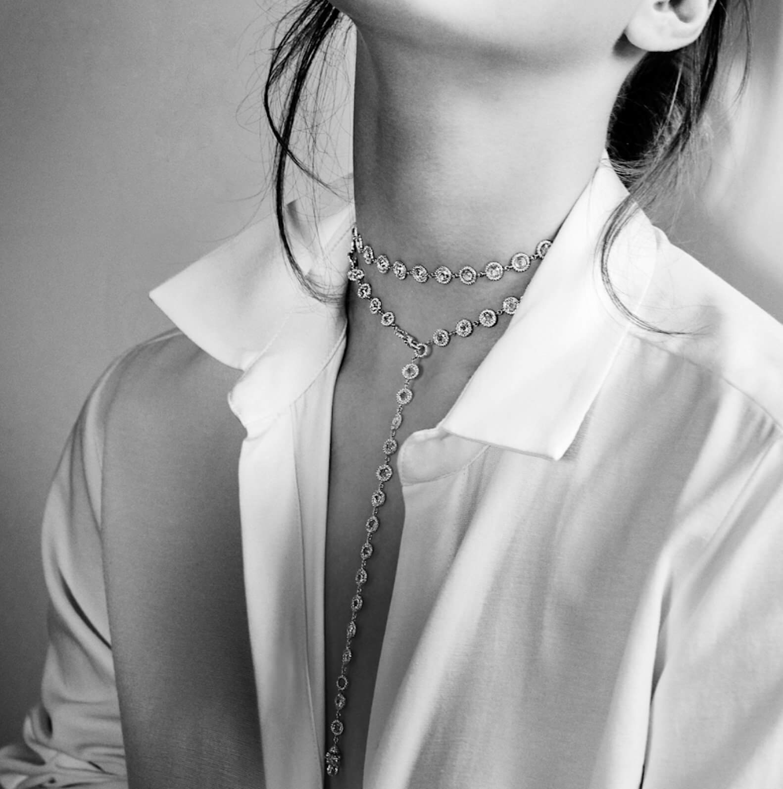 Image of 64Facets model wearing diamond chain