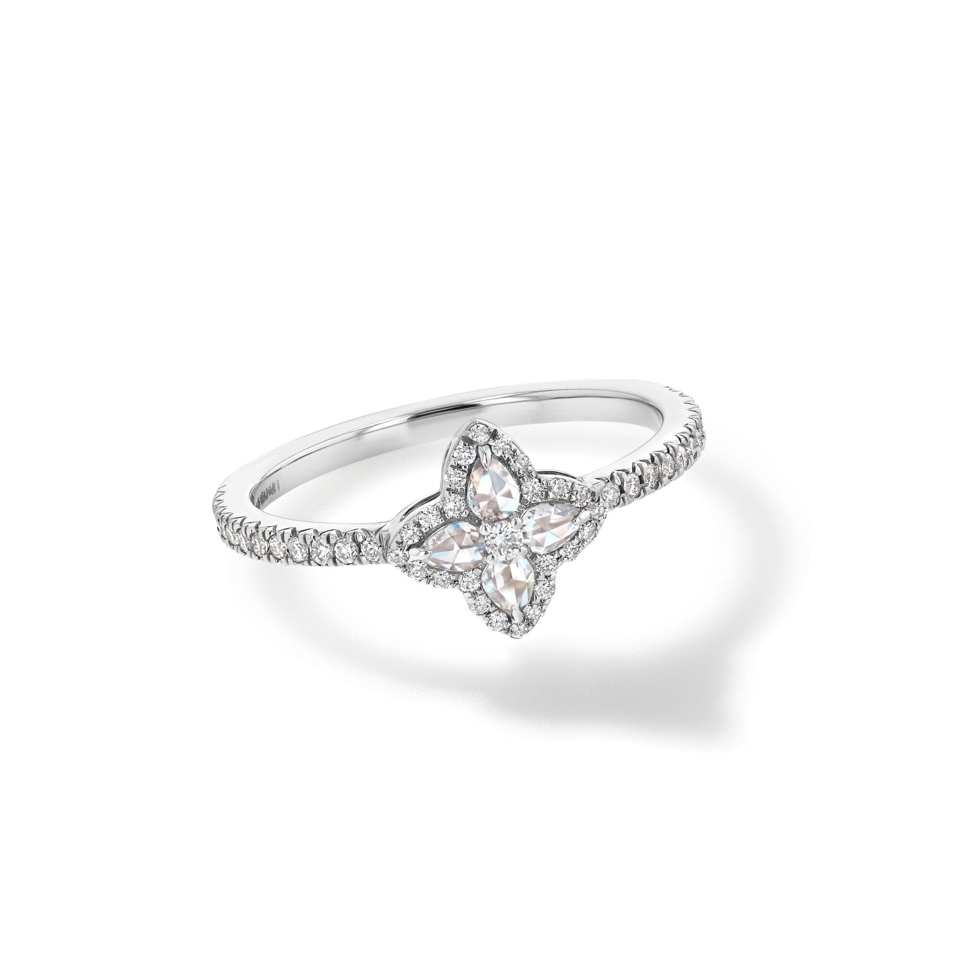 64Facets blossom diamond ring set in 18k gold