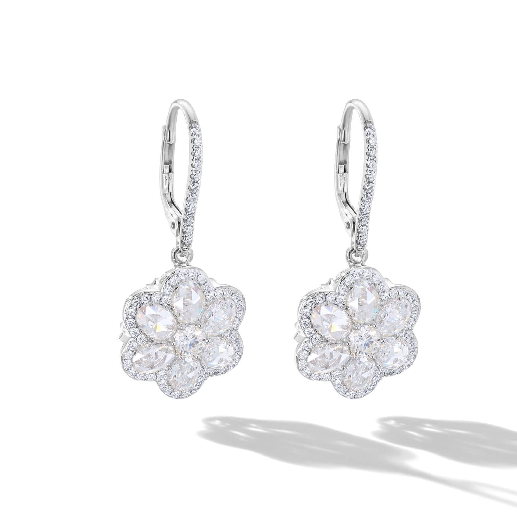 Image of 64Facets diamond drop earrings in the shape of a flower 
