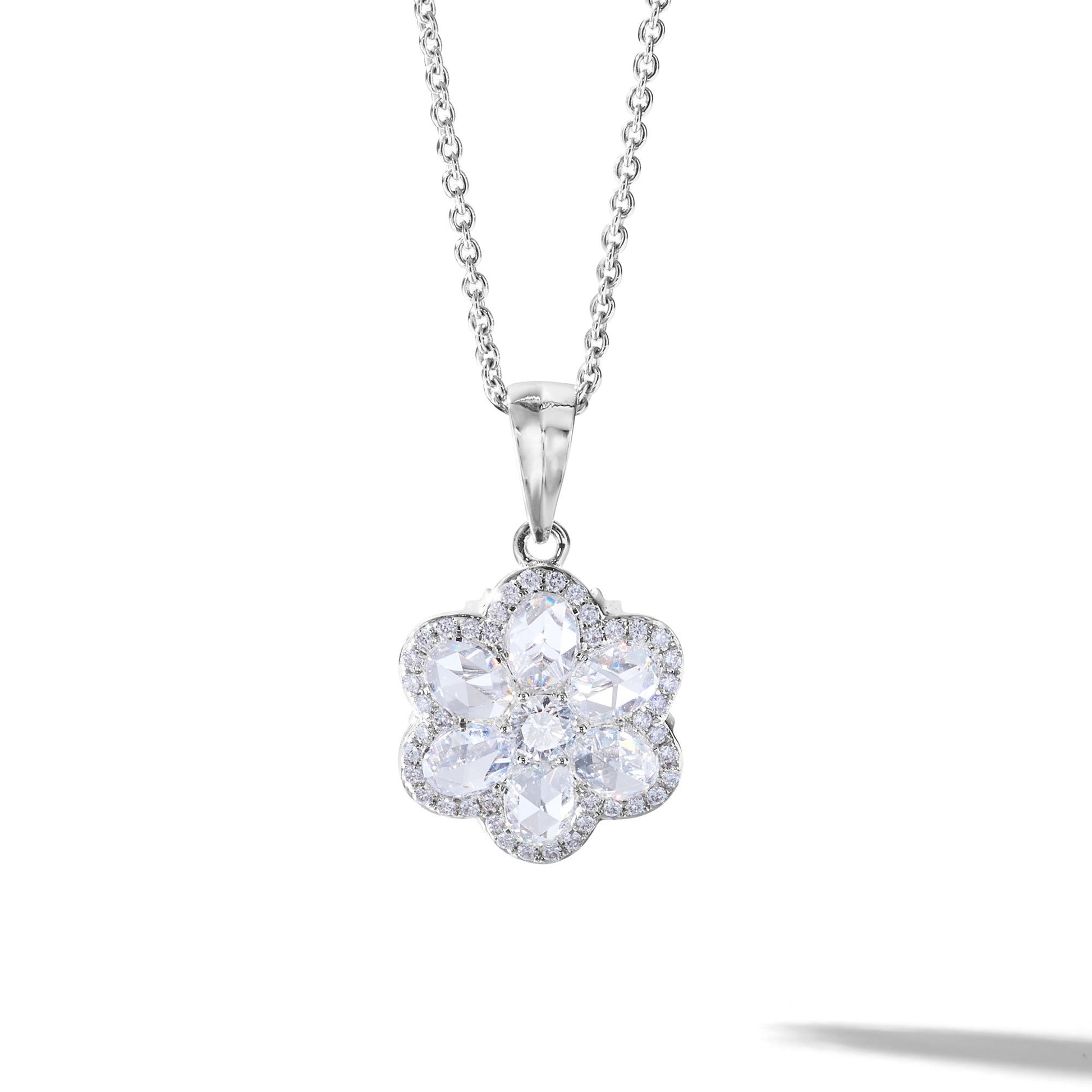 64Facets Diamond Pendant and Gold Chain made with rose-cut diamonds in a flower shape 