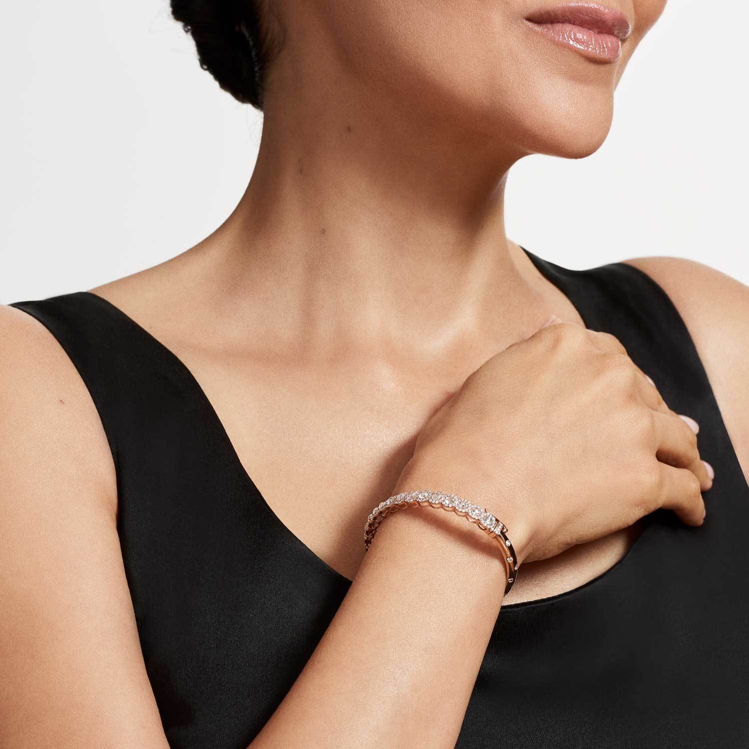 Image of 64Facets Scallop rose cut diamond bangle bracelet set in 18k white gold