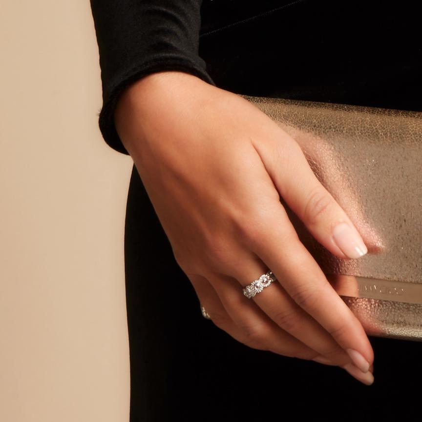 Scallop Diamond Arc Ring