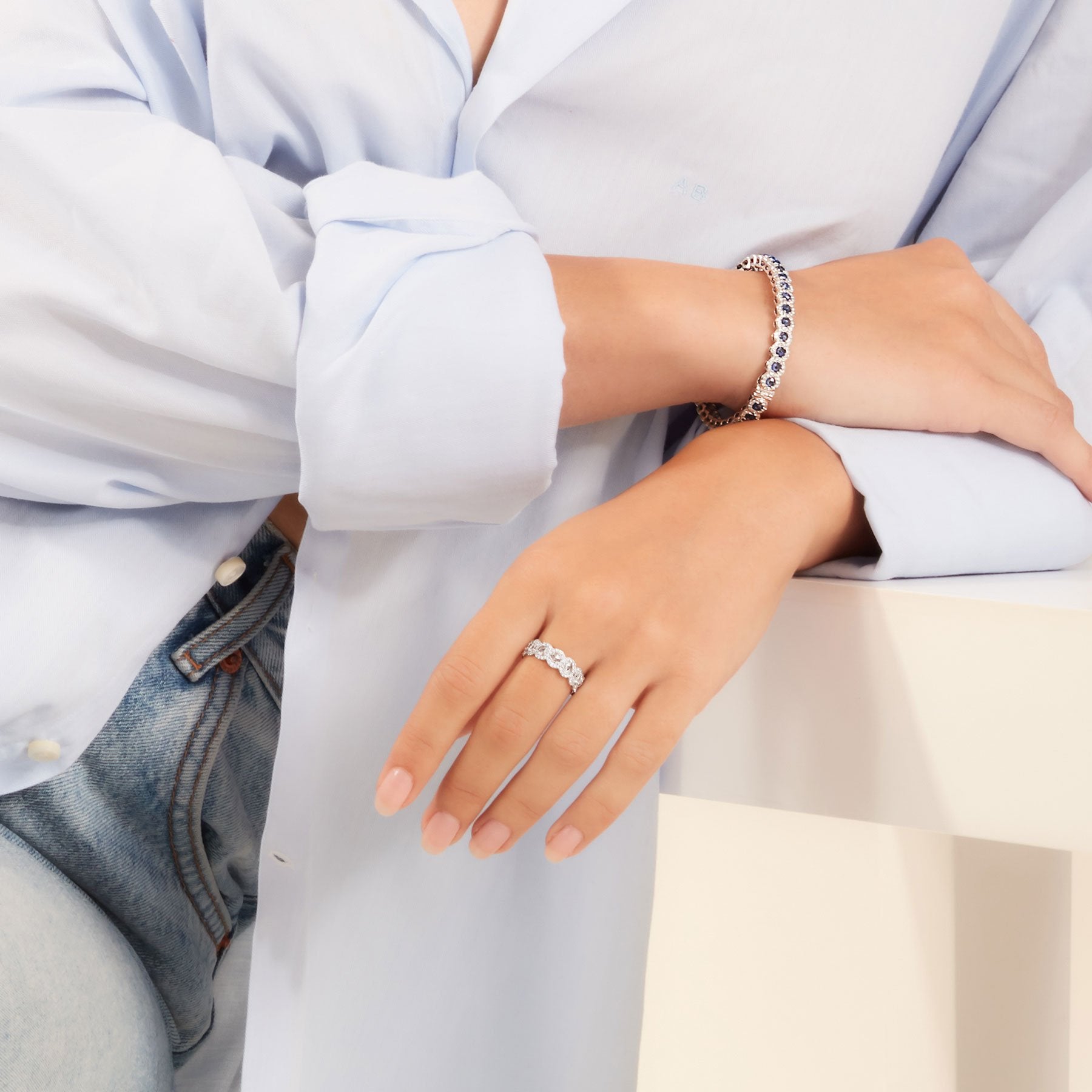 Image of 64Facets Rose Cut Scallop Diamond Band in 18K Gold and Brilliant Cut Diamond Pave Accents